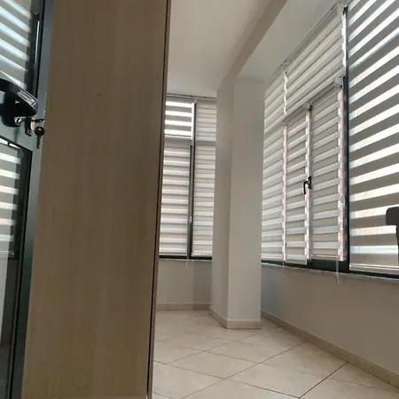 شقة Laureta *