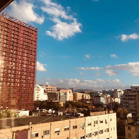 Laureta * טיראנה