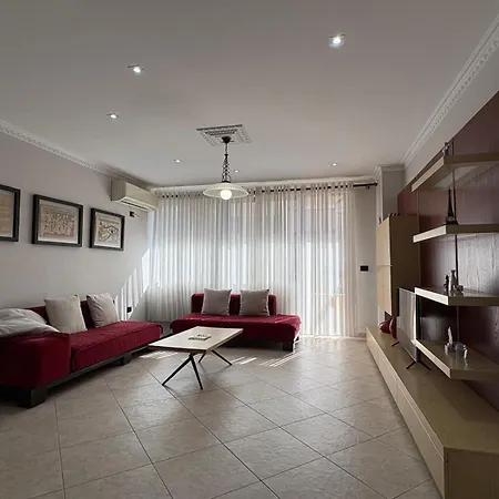Laureta Appartement Tirana